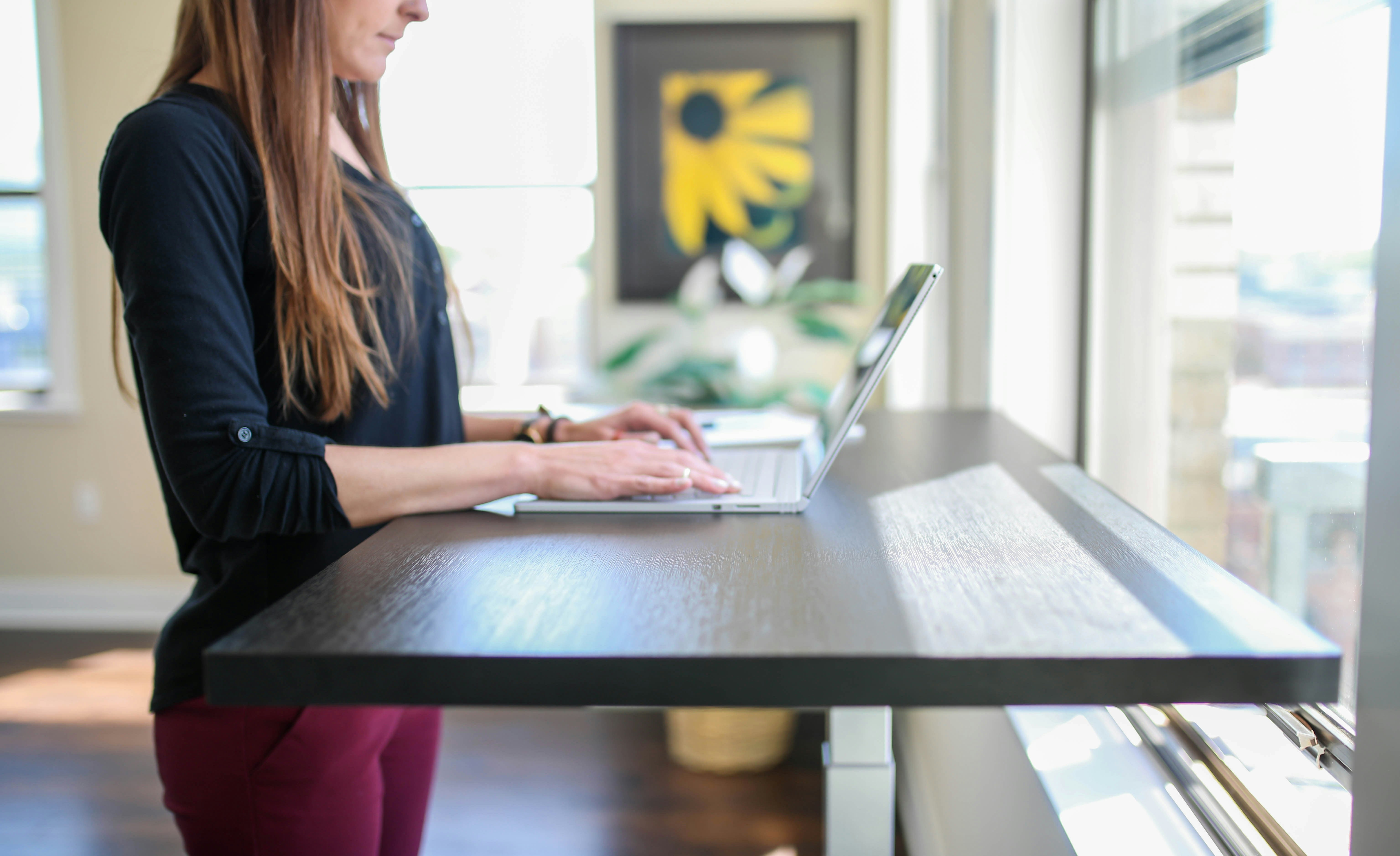 6 Must-Have Standing Desk Accessories for Ultimate Home Office Comfort and Productivity